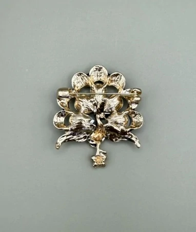 Kovová brož "Pyšný Páv"