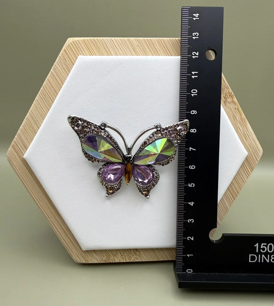 Kovová brož "Velký Motýl"