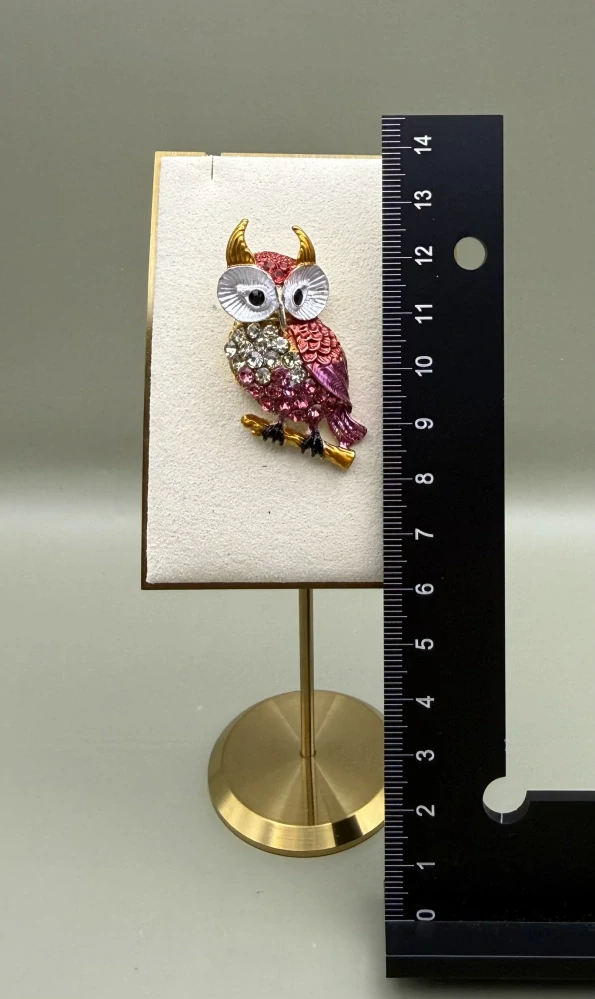 Kovová brož "Růžová sova"